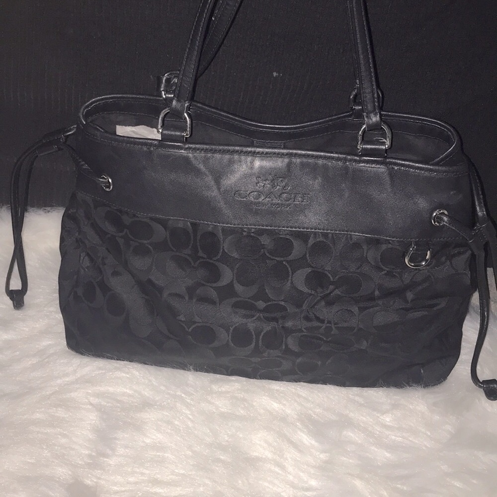 Coach shoulder purse